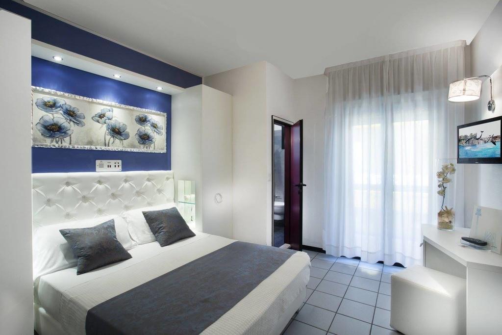 Hotel Ambassador Riccione Luaran gambar