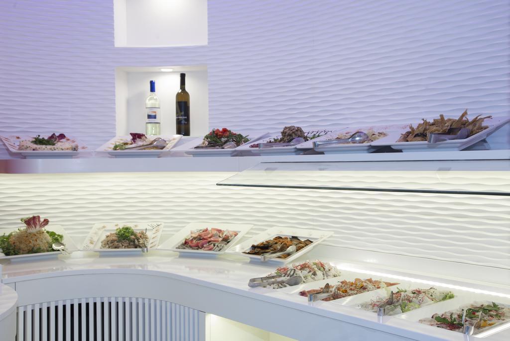Hotel Ambassador Riccione Luaran gambar