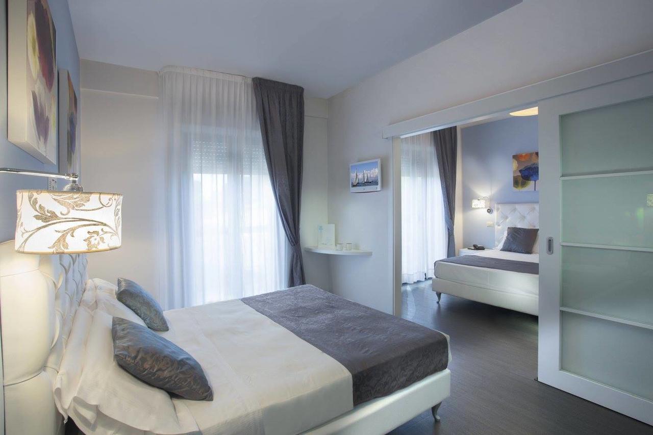 Hotel Ambassador Riccione Luaran gambar