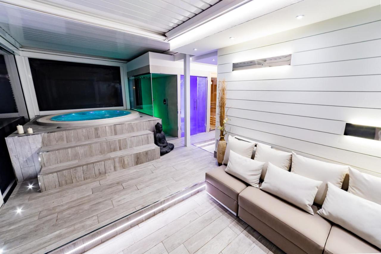 Hotel Ambassador Riccione Luaran gambar